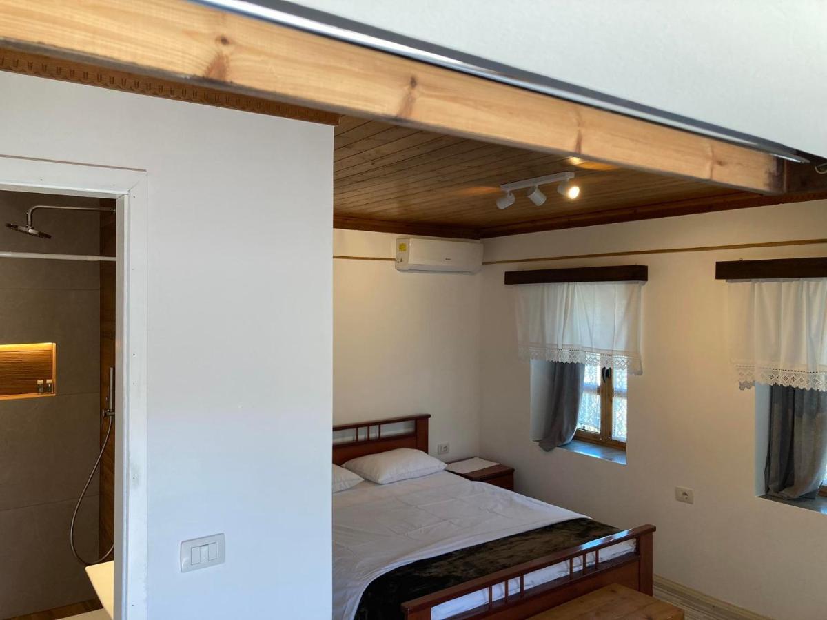 Sokaku i te Marreve GuestHouse Gjirokastër Eksteriør billede