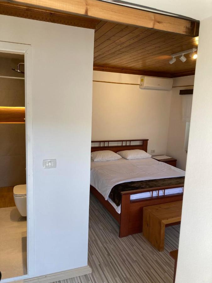 Sokaku i te Marreve GuestHouse Gjirokastër Eksteriør billede