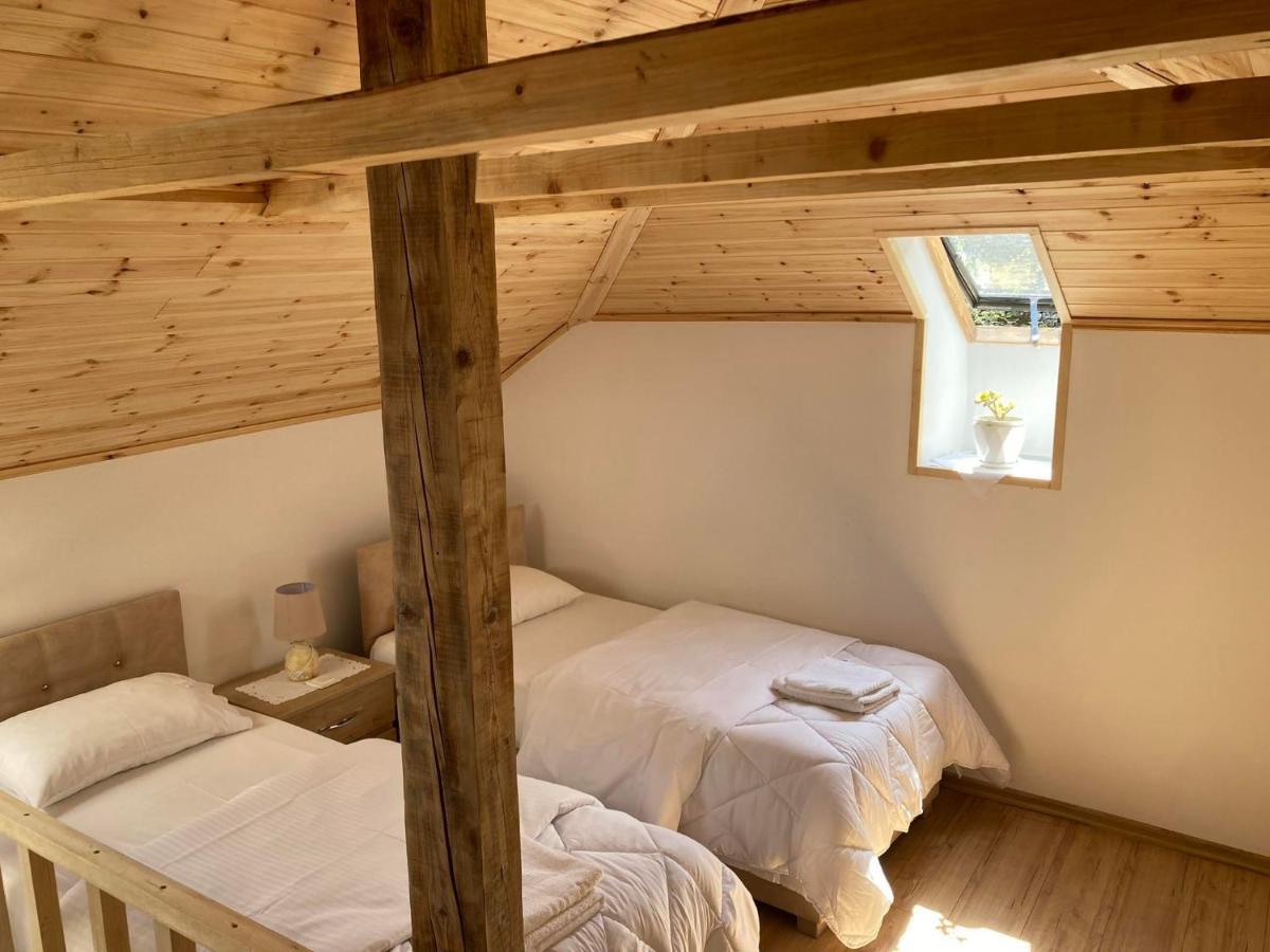 Sokaku i te Marreve GuestHouse Gjirokastër Eksteriør billede